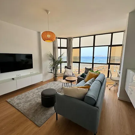 Apartament Beachfront - Front Row, Sea View, Penthouse Feeling, Fast Wifi, Smart-tv *